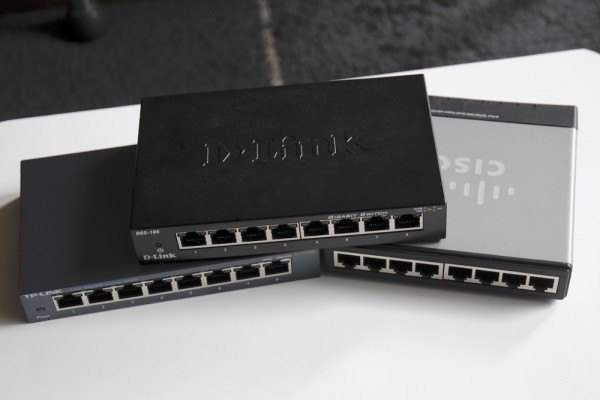 diverse switches van TP-Link, D-Link en Cisco